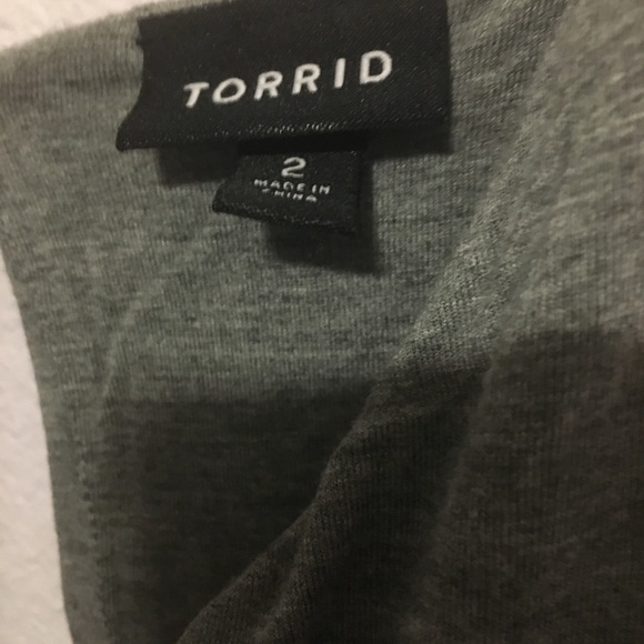 TORRID Beautiful body con tank dress size 2 - Picture 4 of 6
